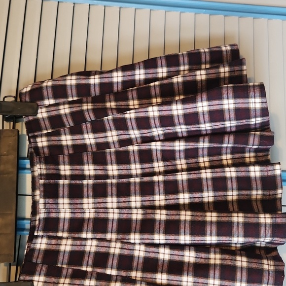 Final Sale Forever 21 Purple and White mini skirt - Picture 8 of 10